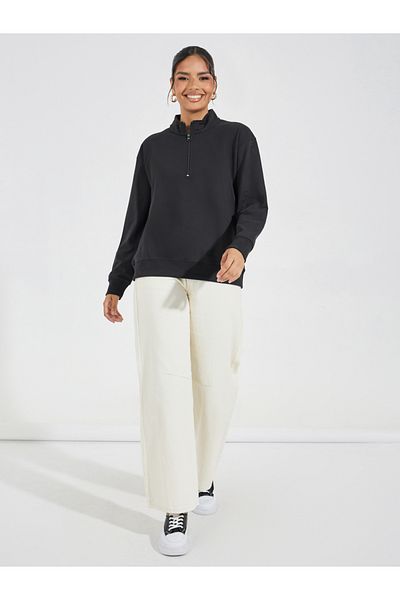 Styli Solid Regular Fit Half Zip Sweatshirt