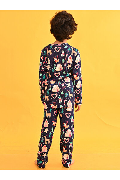 Anthrilo By Styli Christmas Theme Print Top & Pyjama Set