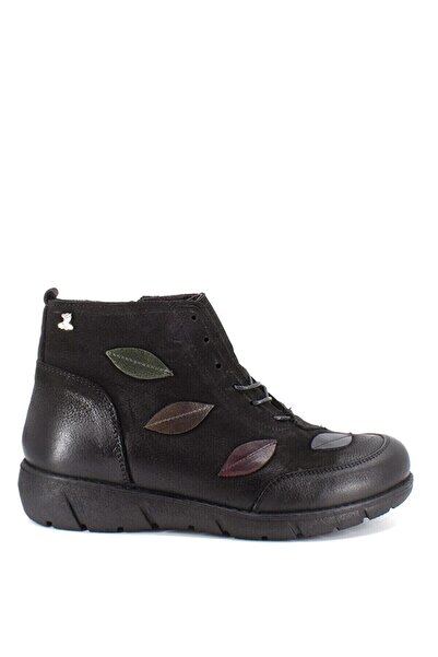 Steve Madden Man & Accessories فينوس1953720حذاء جلدي نسائي من K-22K