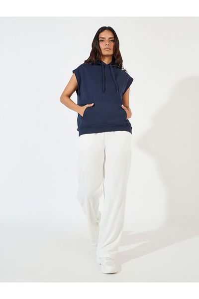 Styli Regular Fit Sleeveless Hoodie with Dropped Shoulder