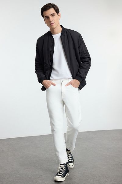 Trendyol Collection Bílé tkané kalhoty Gabardine Regular Fit Tmnaw25Pl00022
