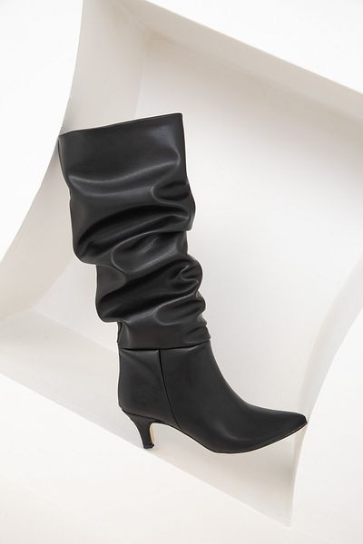 SOHO Women's Black Boots 17546