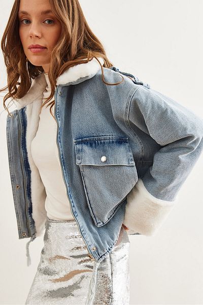 Olalook Blauer Damen-Jeansmantel mit Fell innen und Ärmeln MNT- 19000041