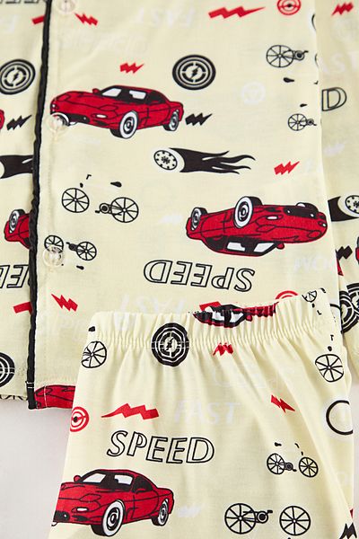 TRENDYOLKIDS طقم بيجامة محبوكة مطبوعة باللون الأصفر للأولاد - TKDAW25AU00110