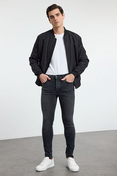Trendyol Collection Μαύρο Skinny Fit Stretchy Jeans - Κοντό τζιν παντελόνι TMNAW25JE00007