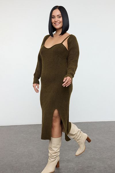 Trendyol Curve Khaki kötöttáru Midi ruha és bolero szett - bordázott és hasított TBBAW25AH00070