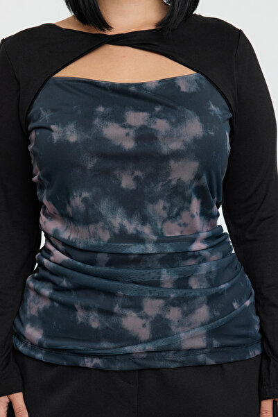 Trendyol Curve Μπλούζα από τούλι σε γκρι στάμπα με κομμένη λεπτομέρεια - TBBAW25AF00037