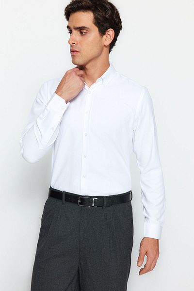 Trendyol Collection Λευκό Slim Fit Easy-Iron Έξυπνο ανδρικό πουκάμισο TMNAW24GO00096