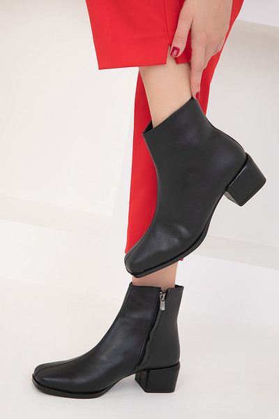 SOHO Schwarze Stiefel und Booties für Damen 18489