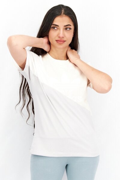 Adidas Originals تي شيرت رياضي نسائي من Adicolor Split Trefoil، أبيض فاتح