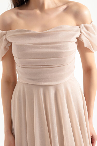 Lafaba Γυναικείο βραδινό φόρεμα με μακρύ γκλίτερ μπεζ λαιμόκοψη