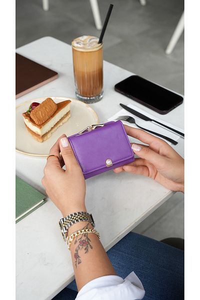 Crew Leather Tokyo Women's Wallet - Pearl Detailed - Scholarship Coin Compartment Wallet