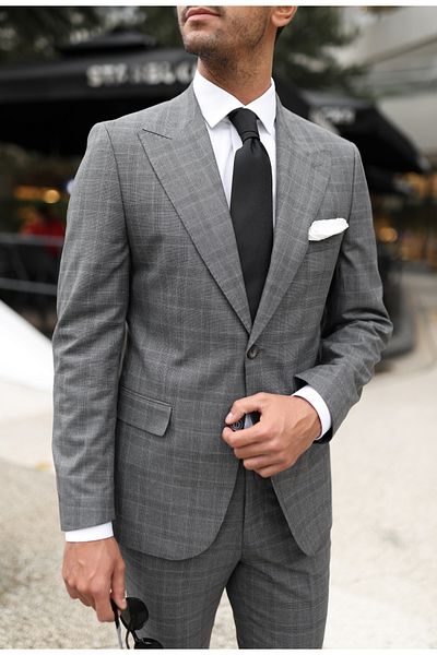 AEK FIORE Men's Gray Plaid Suit