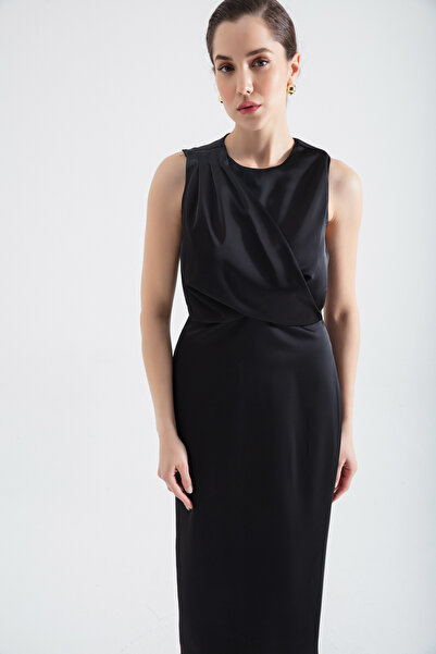 Lafaba Women's Black Crew Neck Midi Satin Dress