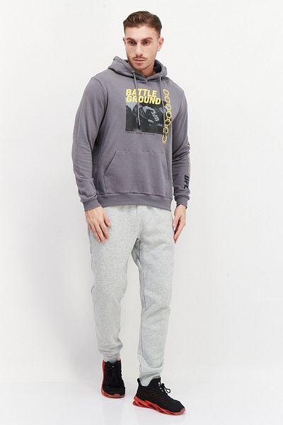 UFC Men Sportswear Fit Long Sleeves Running Sweatshirt, Grey