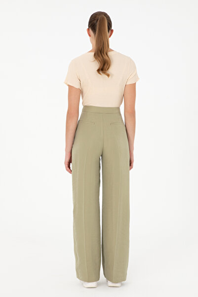 U.S. Polo Assn. Women's Light Khaki Canvas Trousers 50290906 -Vr183