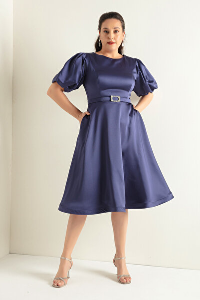 Lafaba Damska suknia wieczorowa w kolorze granatowym z balonikami i paskiem w rozmiarze plus size