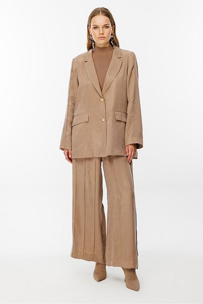Ghisa Camel Set - Ribbed Detailed