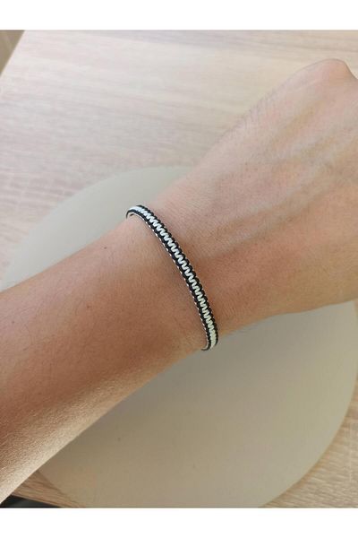 TREND Black and White Fan Bracelet, Two-Color Macrame Bracelet, Gift Bracelet