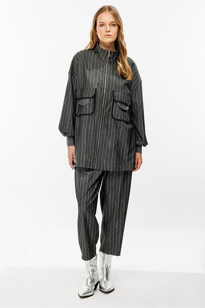 Ghisa Gray Set - Pocket Detailed