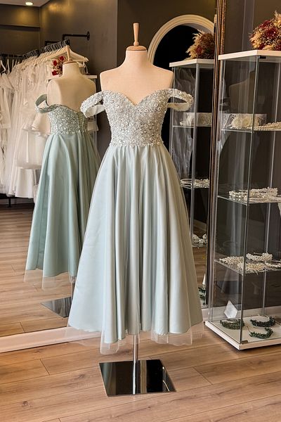 Lenta Moda Βραδινό φόρεμα και βραδινό φόρεμα με μίντι μήκους με νεροπράσινη δαντέλα