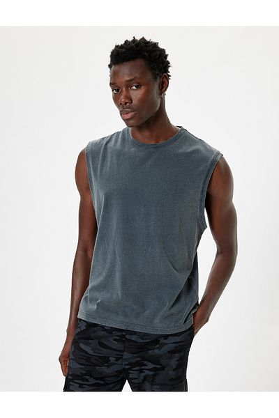 Koton Ärmelloses Basic-T-Shirt aus Baumwolle mit Rundhalsausschnitt