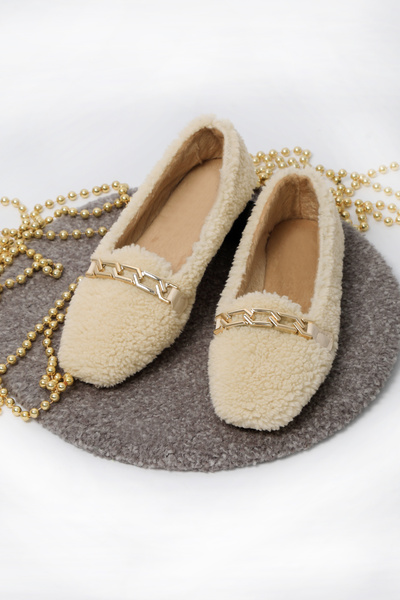 RENKLİBUTİK Plush Furry Chain Women's Home Shoes Ballerinas