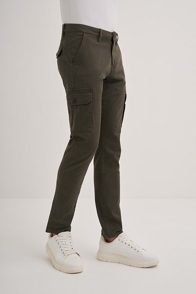 Cazador CAZ 0012 Khaki Cargo Pants - 24KCEEDT0012 Model