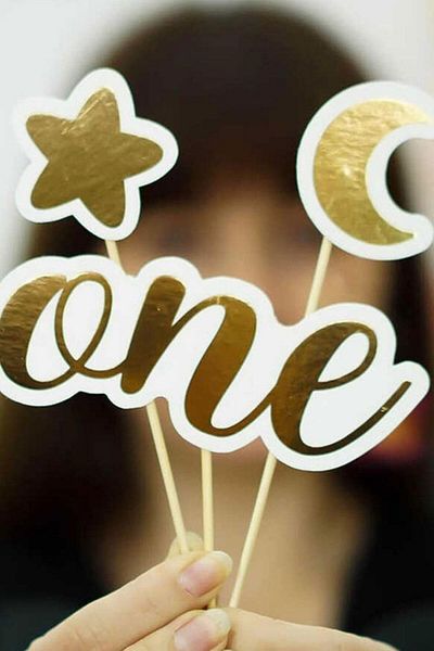 Le Mabelle Gold One 3-Piece Cake Decoration