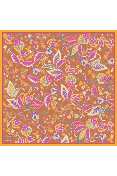 Armine Sura İpek Eşarp