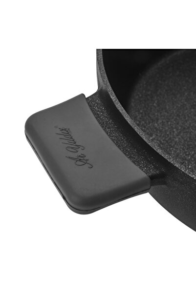 Aryıldız وعاء Karnıyarık من الدرجة الاحترافية - أسود - 26 سم