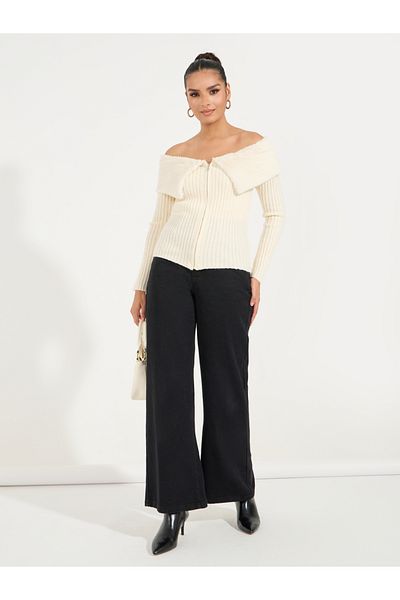 Styli Off Shoulder Sweater with Zip Closure