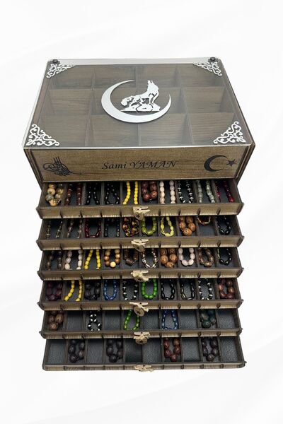 Yaman Hediyelik Kişiye Özel İsimli Tesbih ve Saat Koleksiyon Kutusu – 60 Tesbih 12 Saat | Ahşap & Pleksi Tasarım