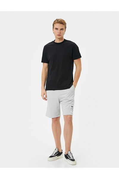 Koton Bermudashorts mit Label-Print, Schnürung an der Taille, Taschendetail