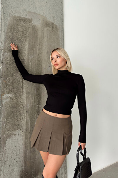 Babushka Fusta scurtă plisată maro