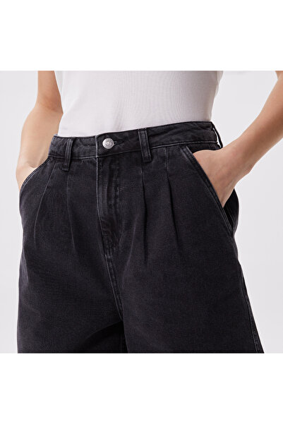 Lacoste Kadın Loose Fit Denim Siyah Bermuda