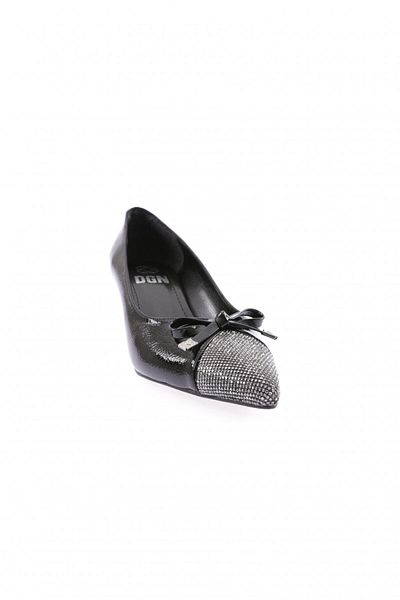 DGN Women's Bow Detailed Short Thin Heeled Shoes Black Wrinkled Patent Leather 216412621