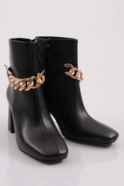 DGN Damen-Stiefel mit Kettenzubehör und Absatz in Schwarz 215162821