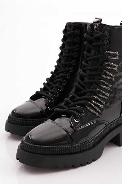 DGN Kadın Bağcıklı Silver Taş Bağcıklı Bot Siyah Kırışık Rugan 211018621027