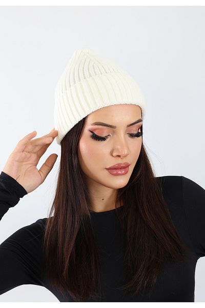 Lupin Unisex Ribbed Raglan Beanie