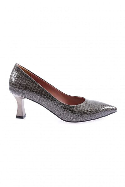 DGN 320 Pointed Toe Low-cut High Heeled Shoes