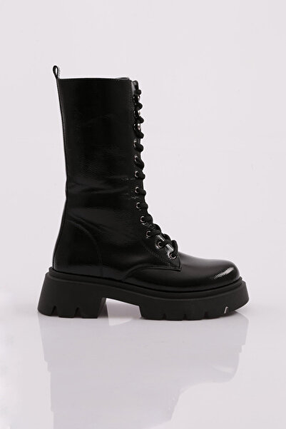 DGN Dámské šněrovací kozačky se silnou podrážkou černé mačkané 612143138