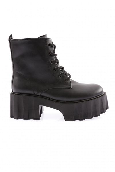 DGN Es801 Women's Thick Sole Lace up Boots Black