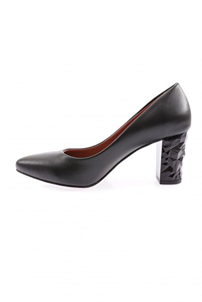 DGN Kadın Sivri Burun Parmak Dekolteli Ayakkabı Siyah Lara 74321029