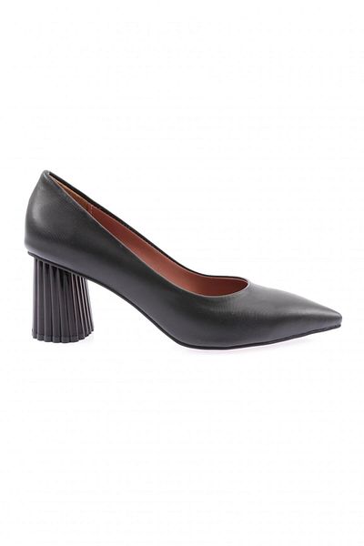 DGN 360 Pointed Toe Low Heeled Shoes