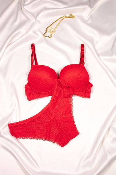 LikeSwan Red Padded Underwire Lace Gathering Underwear Set