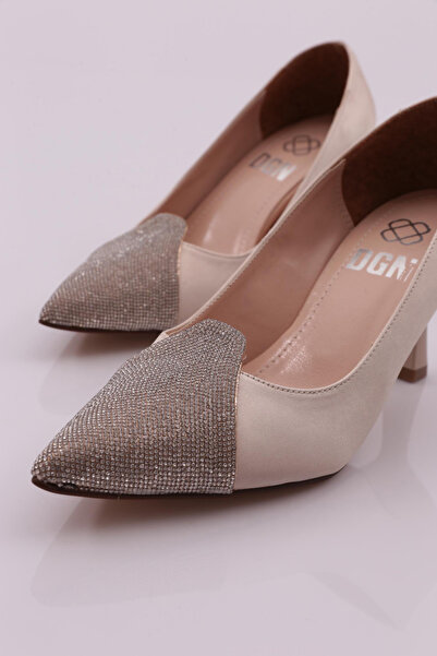 DGN Kadın Önü Taşlı Topuklu Ayakkabı Bej Saten 74102621