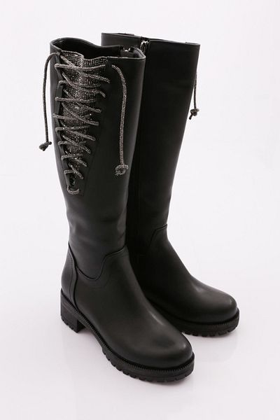 DGN Women's Black Boots - 7112668   Model