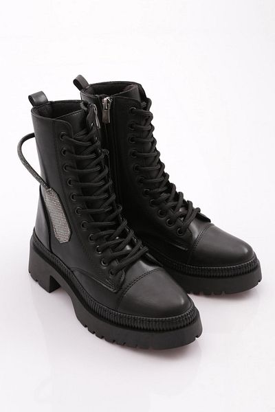 DGN Women's Black Boots - 101963421027   Model