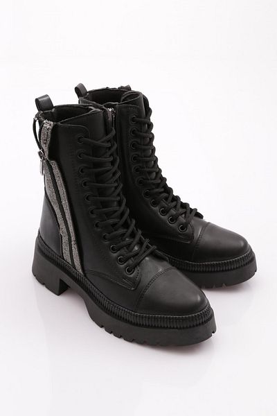 DGN Women's Black Boots - 101513421027   Model